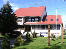 Elérhetőségeink