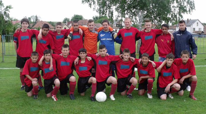 u16